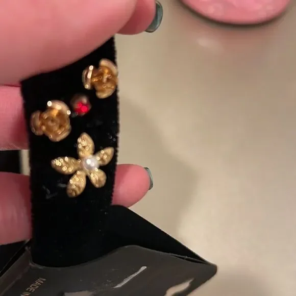 💕1 hr sale 🎉Gold and black Headband - Picture 7 of 9